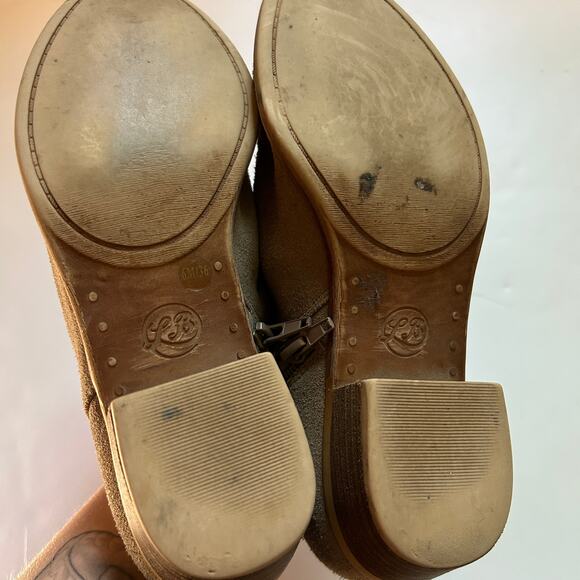 Lucky Brand Brett Suede Booties - Size 6 - Picture 4 of 5